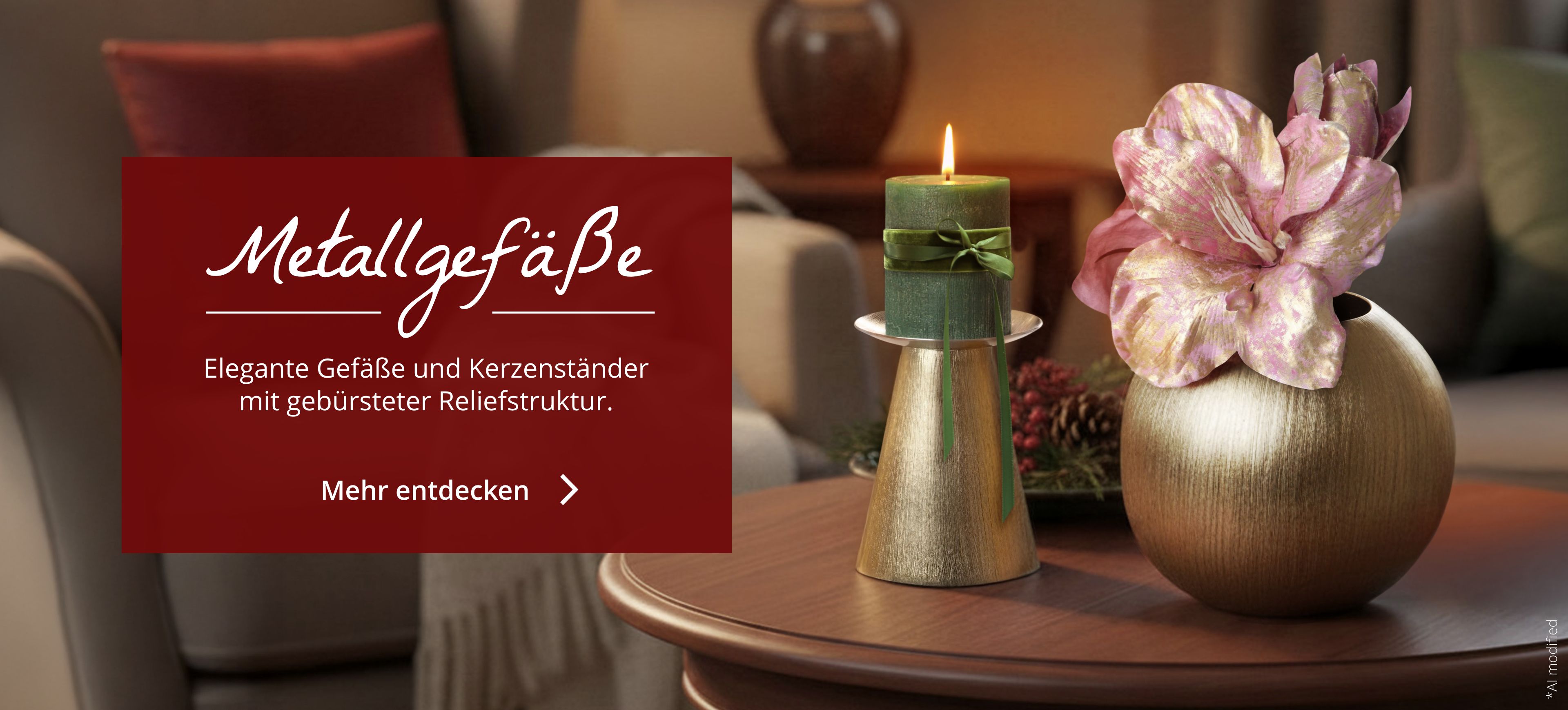 Elegante Gefäße und Kerzenständer mit gebürsteter Reliefstruktur