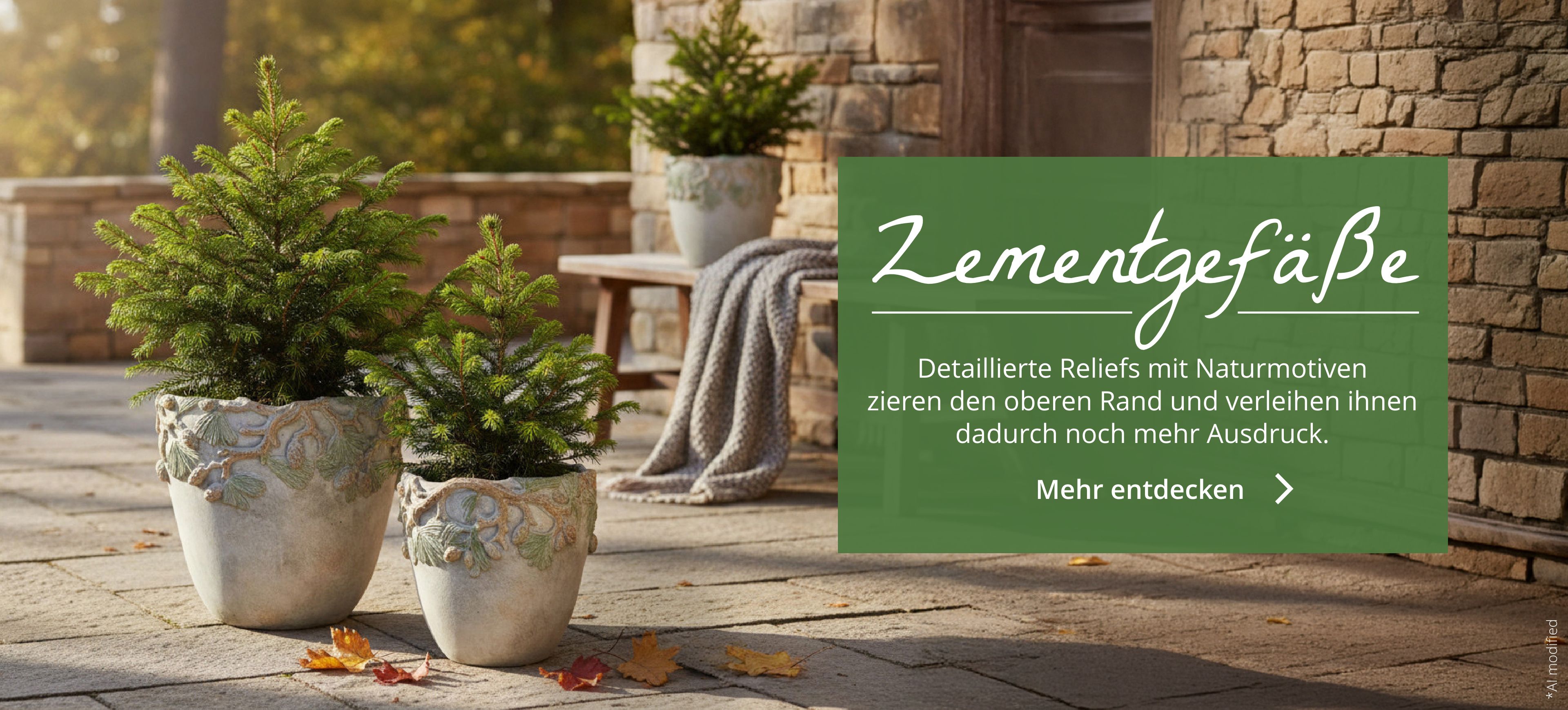 Zementgefäße mit Pflanzendekor