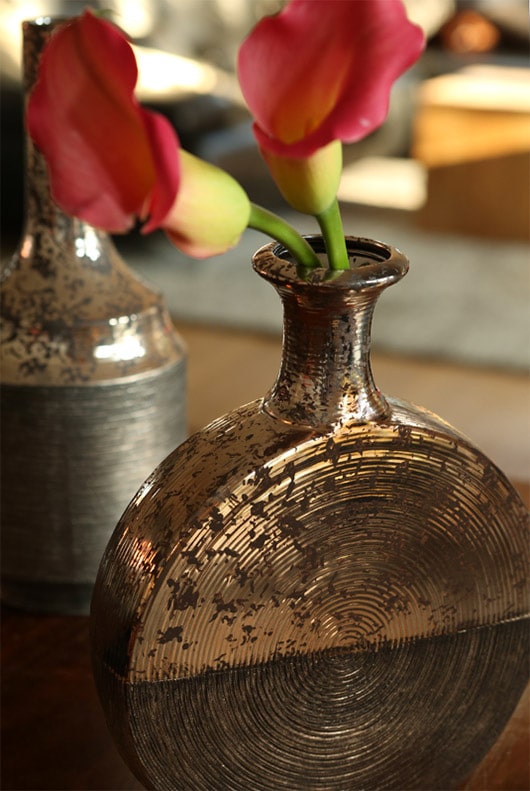 Wohnaccessoires für Blumenliebhaber: Vasen, Schalen Co.